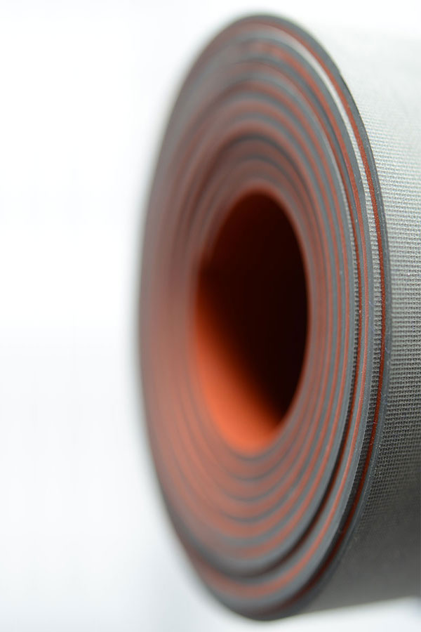 Multilayered Rubber membrane NR-45 Grey/red